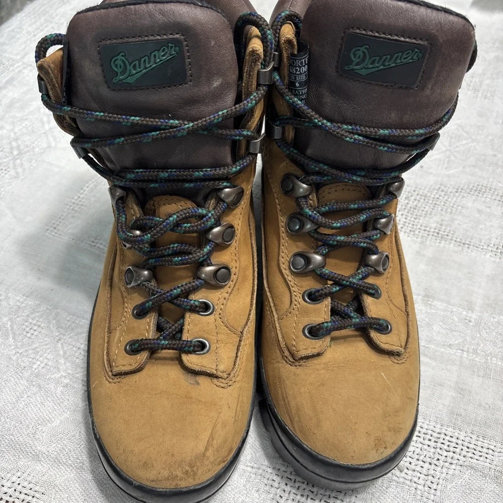 Womens DANNER Brown Leather Waterproof Hiking Boots 48200 Vortex Size 6‎